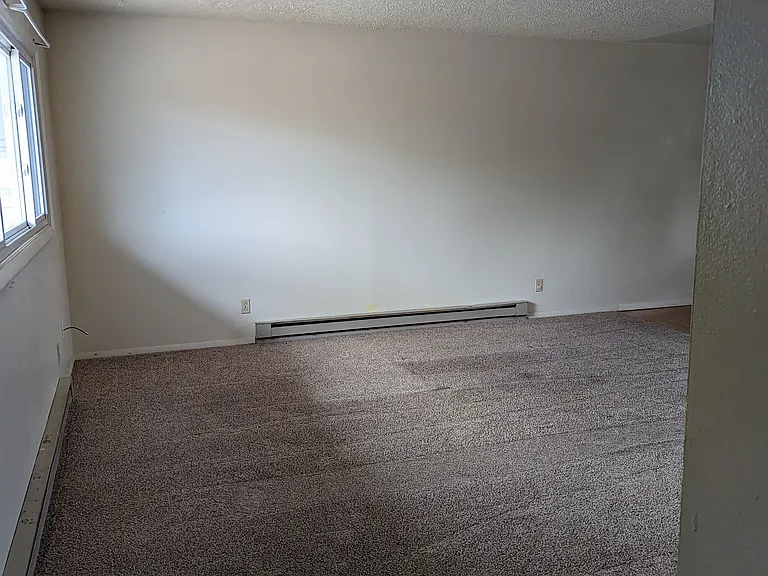 218 S Taylor St — Photo 6