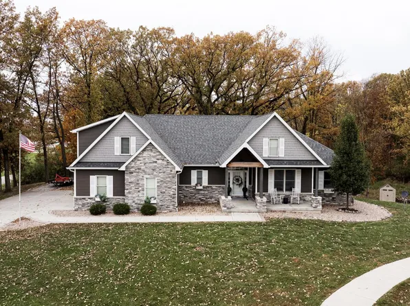 17088 Great Oak Ct, Lowell, IN 46356