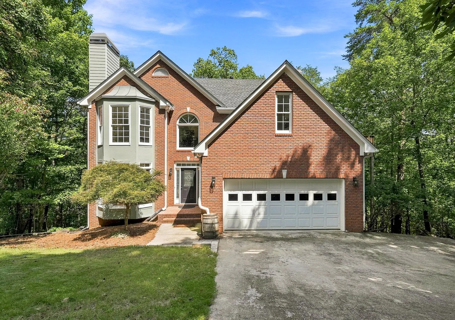 4 bed, 3440 sqft, $3,800 — Photo 1