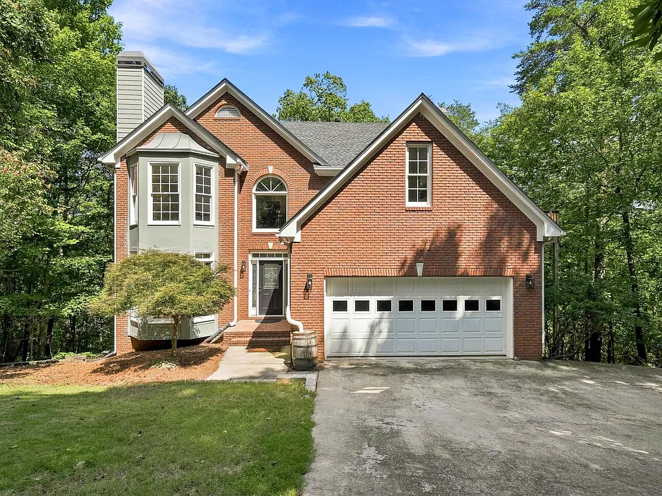 184 Corner Oak Ct