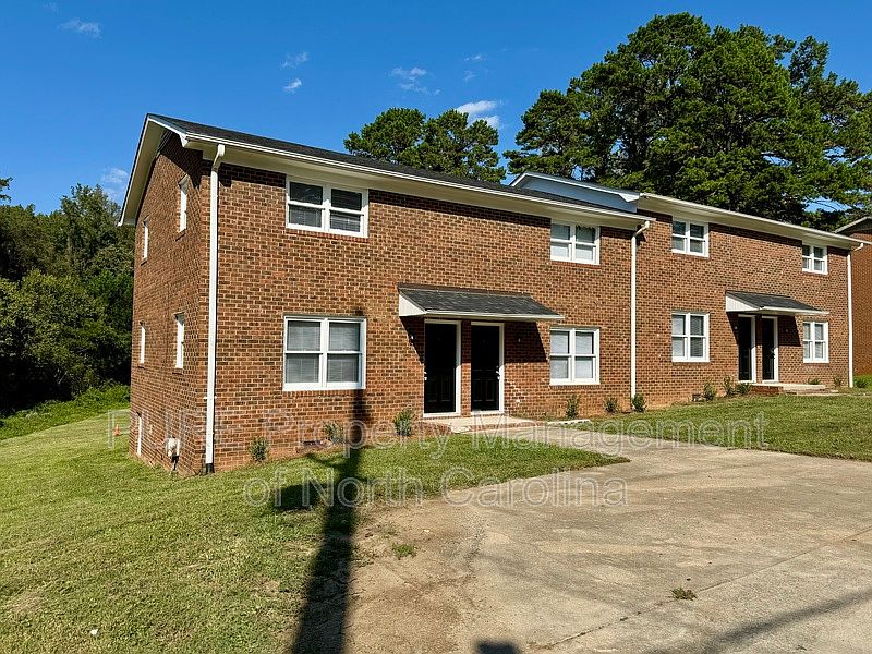 916 W 5th Ave Lexington NC Zillow