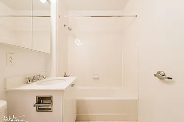 Rented by Platinum Properties