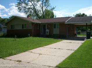 1617 Holly Way, Lansing, MI 48910