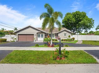 4040 NE 6th Ave, Pompano Beach, FL 33064