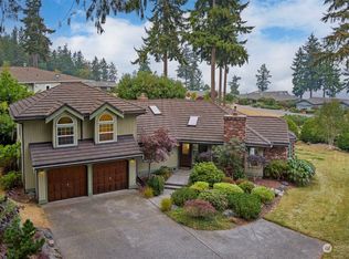 100 Cedarview Dr, Port Townsend, WA 98368