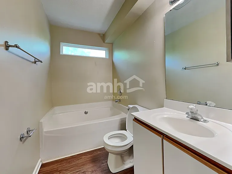3659 Shorewood Dr — Photo 10