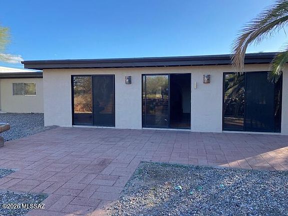 3rd image of 137 E San Vincent Dr