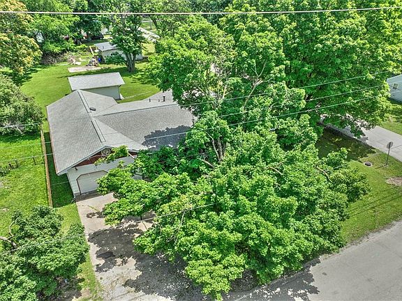 2nd image of 1406 N 27th St