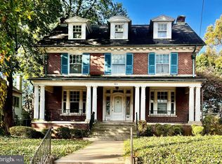 920 Centre Ave, Reading, PA 19601