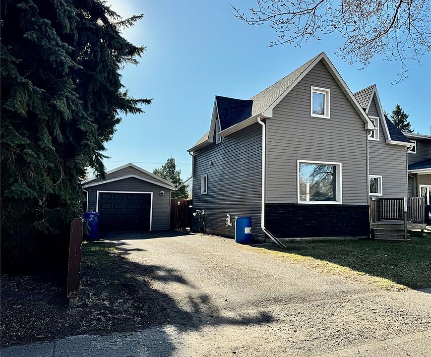 1st image of 21 James AVENUE
