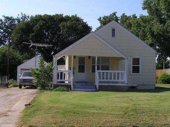 2nd image of 608 Missouri Ave