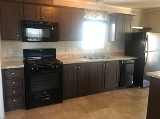 46207 Beauvais Dr #472, Macomb, MI 48044