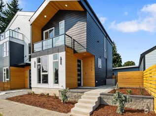 2722 SW Thistle St, Seattle, WA 98126