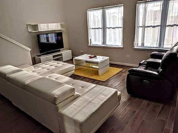 4th image of 825 S Campbell Ave APT 3