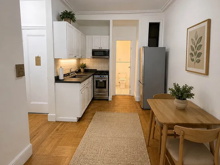 117 E 89th St #4C — Photo 3
