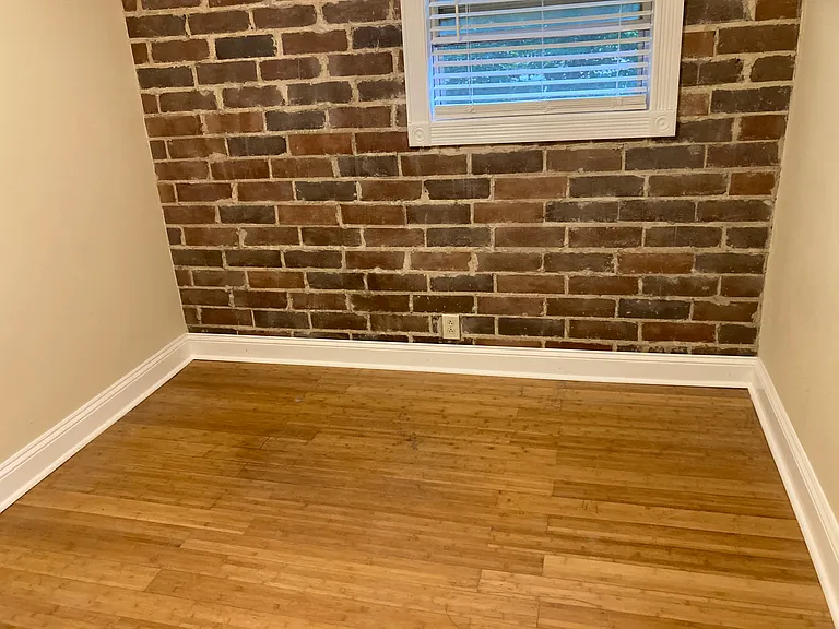 142 Richmond St SE — Photo 30