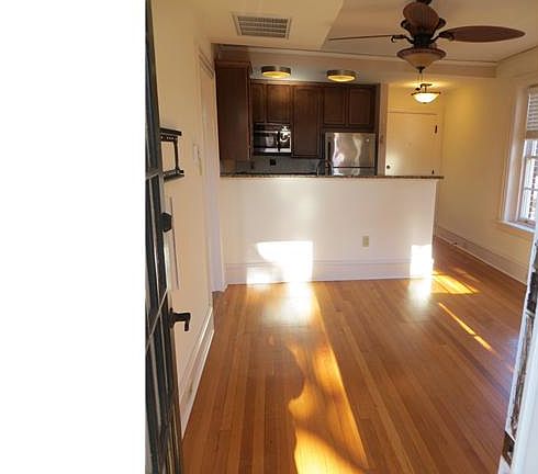 4th image of 3410 Monument Ave #U301