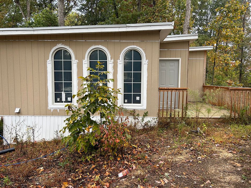 1st image of 147 Sibyl Ln