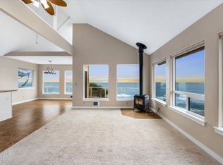 517 SW Ebb Ave, Lincoln City, OR 97367