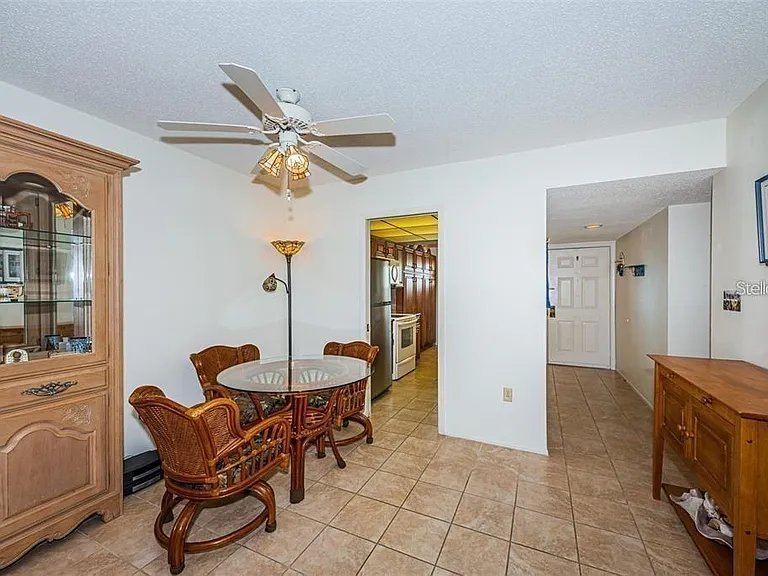 1324 Pasadena Ave S #205 — Photo 14