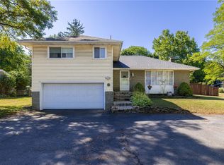 1265 Calkins Rd, Pittsford, NY 14534