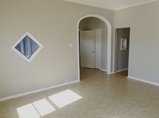 304 N Loop 256, Palestine, TX 75803