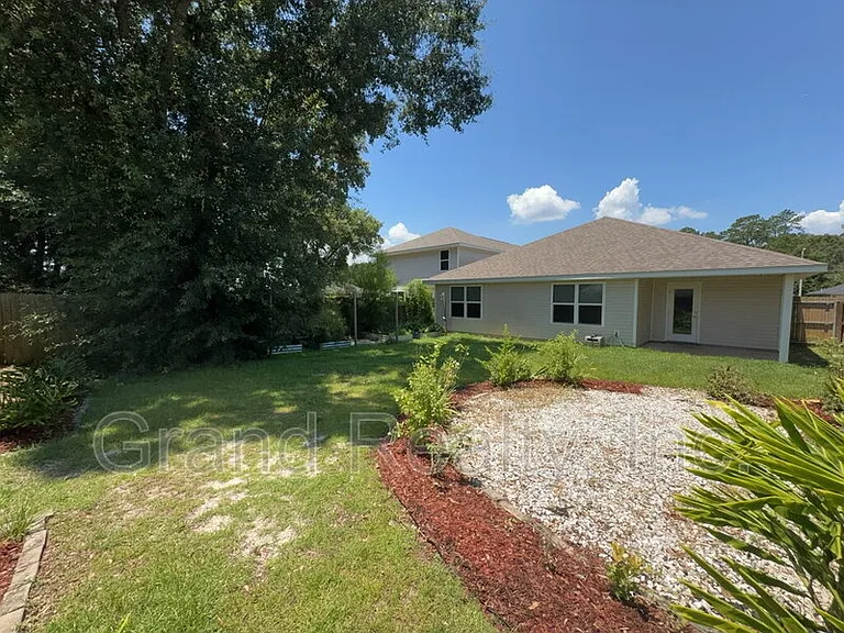 5482 Peach Dr — Photo 25