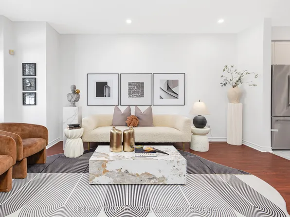 29 Queens Plate Dr, Markham, ON L6C 2A9