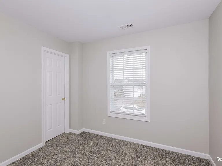 12834 Beddingfield Dr — Photo 13