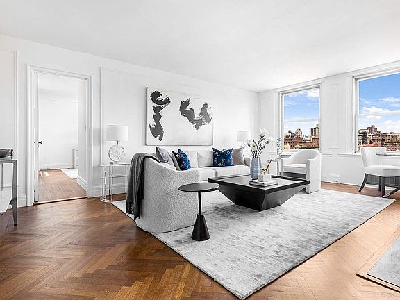 2nd image of 155 E 72nd St APT 15C
