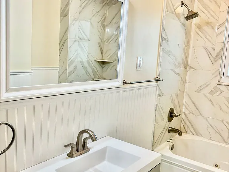 6 Rademan Pl — Photo 12