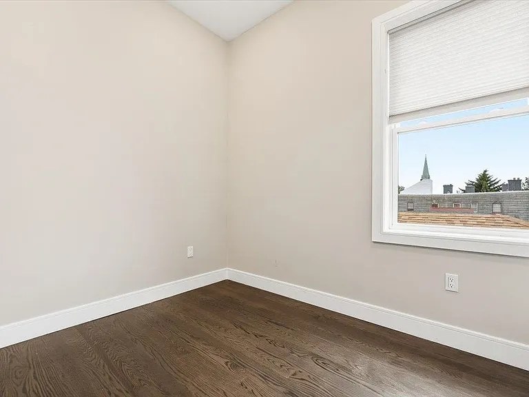 192 Congress St #2 — Photo 12