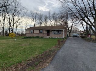 2110 Sand Hill Rd, Hershey, PA 17033