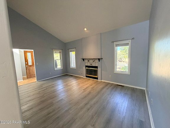 3rd image of 5697 N Honeysuckle Rd