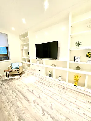 65 East 54th Street #3R