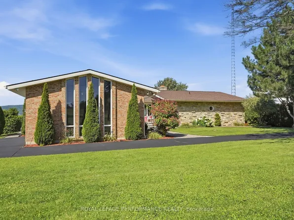 2442 Bay Rd, Champlain, ON K0B 1K0