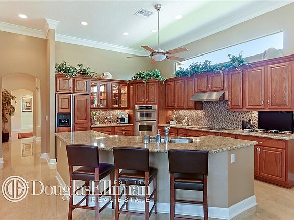 5th image of 6899 Paul Mar Dr