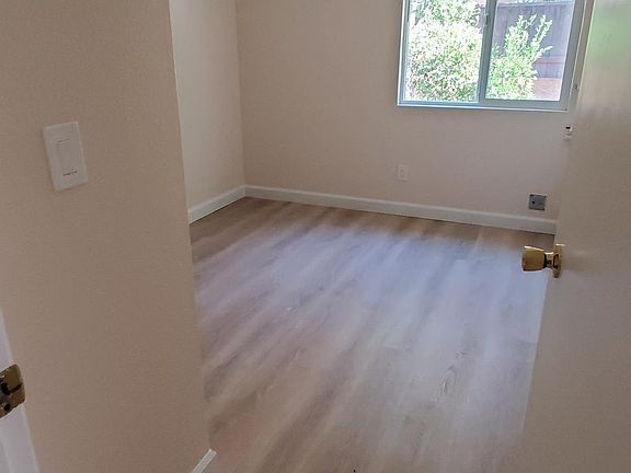4th image of 510 Wagtail Dr