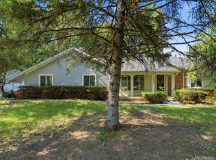 2435 E M 36, Pinckney, MI 48169