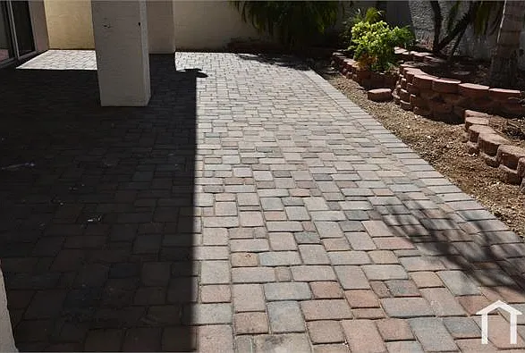 13440 W Berridge Ln — Photo 39