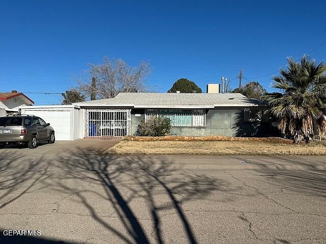 1st image of 1504 Fairfield Dr