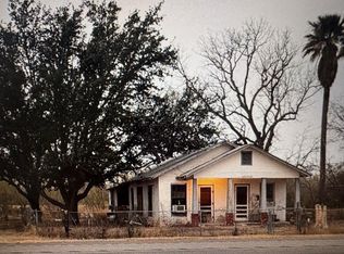 20947 N Highway 277, Quemado, TX 78877