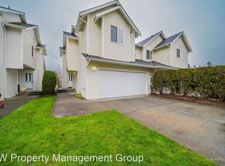 603 122nd Ct NE #101, Lake Stevens, WA 98258