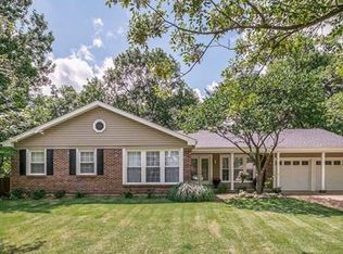 829 Wheelwright Dr, Ballwin, MO 63021