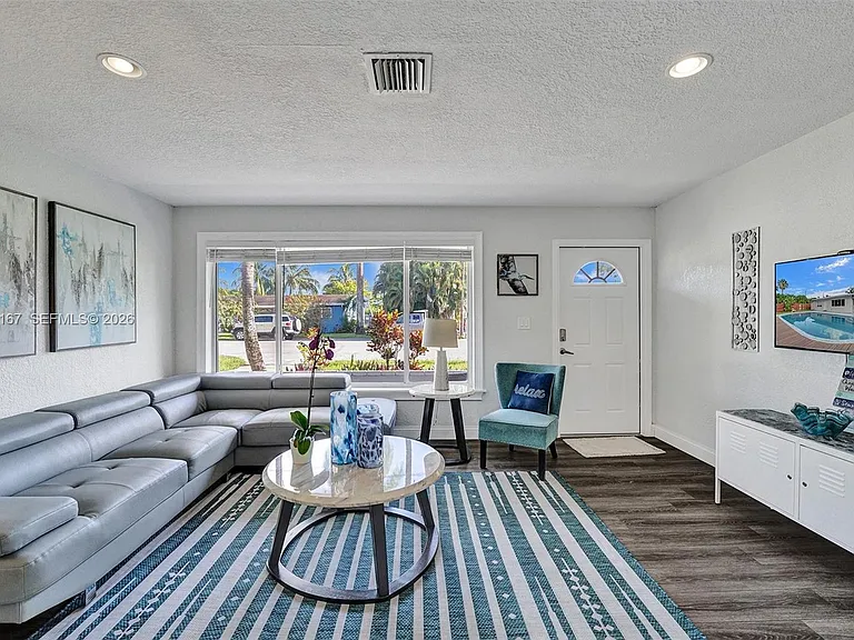 3730 SW 47th Ct — Photo 11