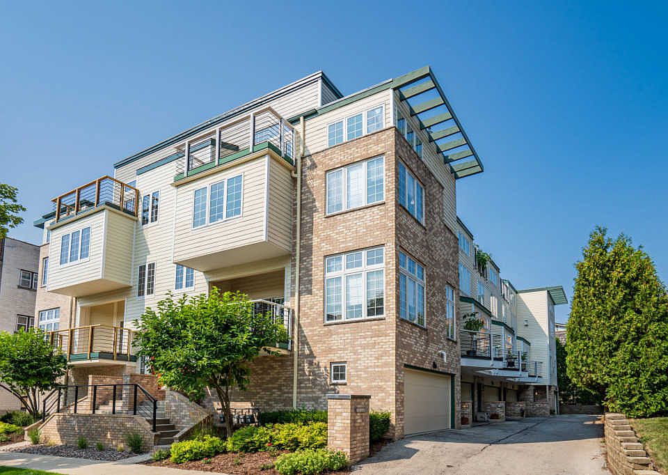 1st image of 2587 N Farwell Ave #2587