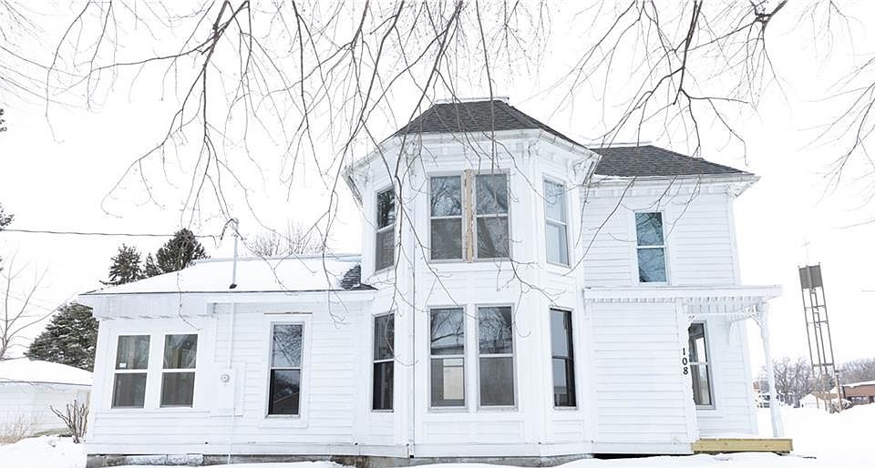 1st image of 108 N Sherman St