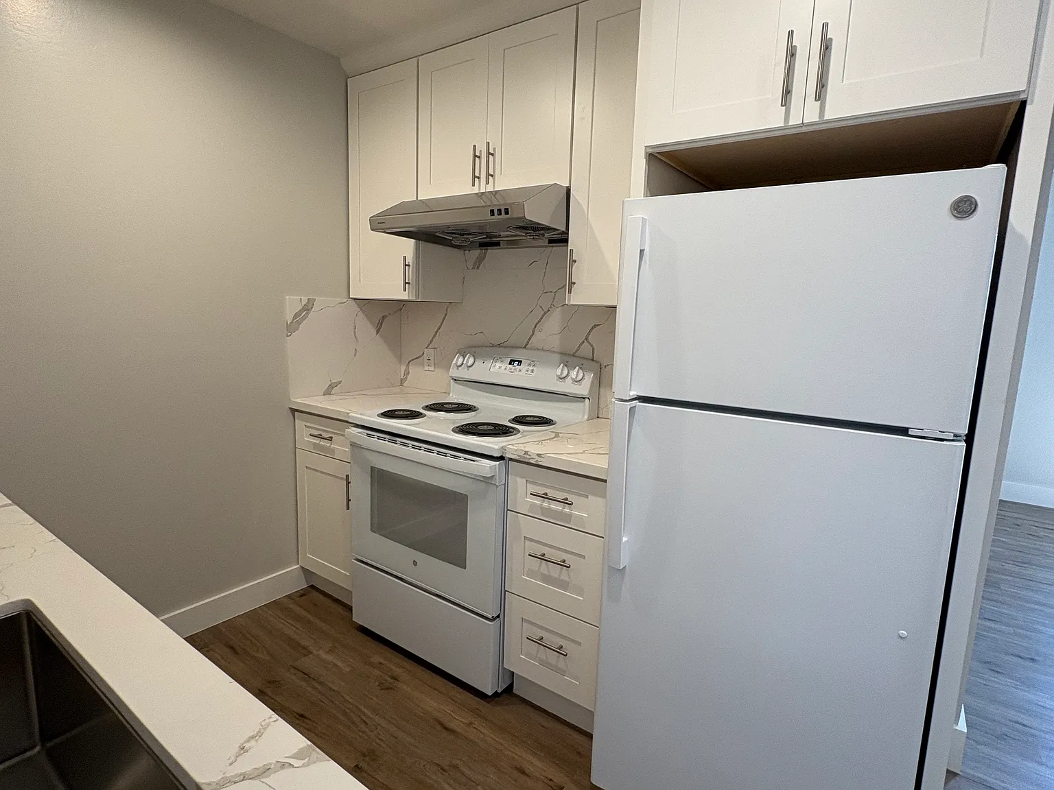 841 Solano Ave — Photo 3