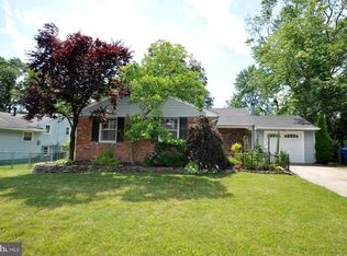 8 Sussex Ave, Cherry Hill, NJ 08003