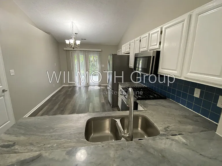 8457 Traders Ct — Photo 4
